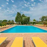 Ośrodek wypoczynkowy Relais La Pieve Vecchia 3*
